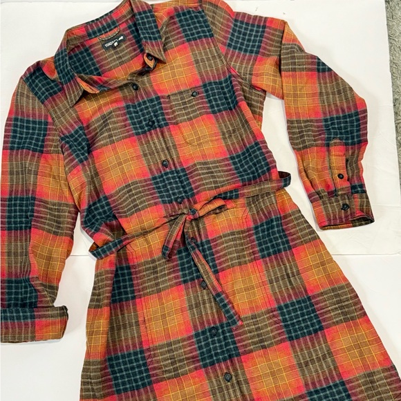 Toad&Co Women's Plaid Dress Button Up Size Medium Lightweight Recycled Materials - Picture 6 of 10